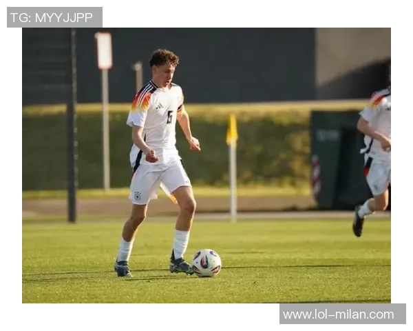 小猪期待斯蒂勒为拜仁效力四年前自由身离开青训的感慨