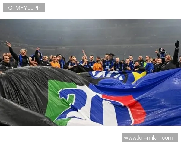 裁判专家指出国米应获点球紫百合后卫存在明显拉拽行为